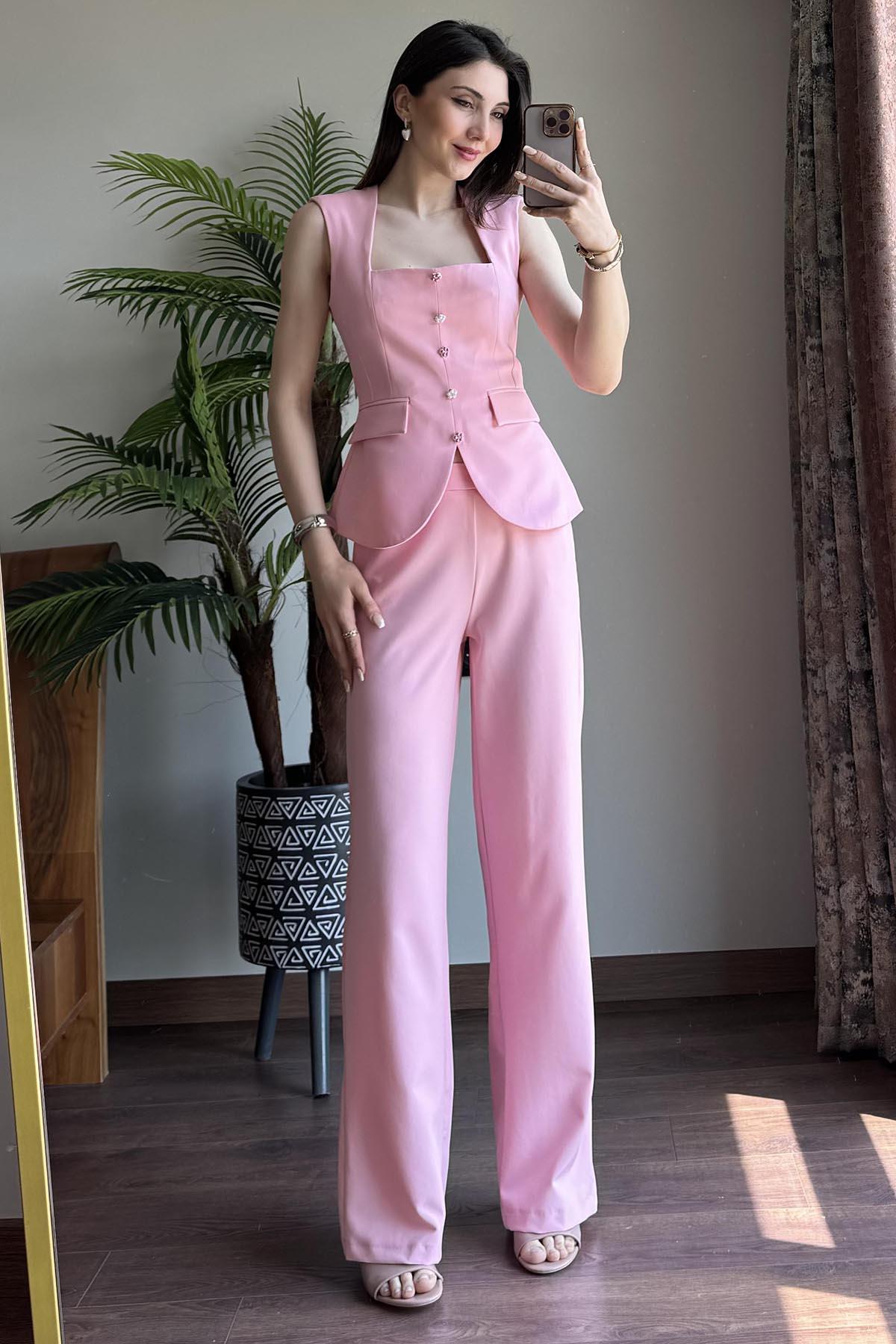 Pembe Dikdörtgen Yakalı İnci Düğmeli Yelek Pantolon Takım