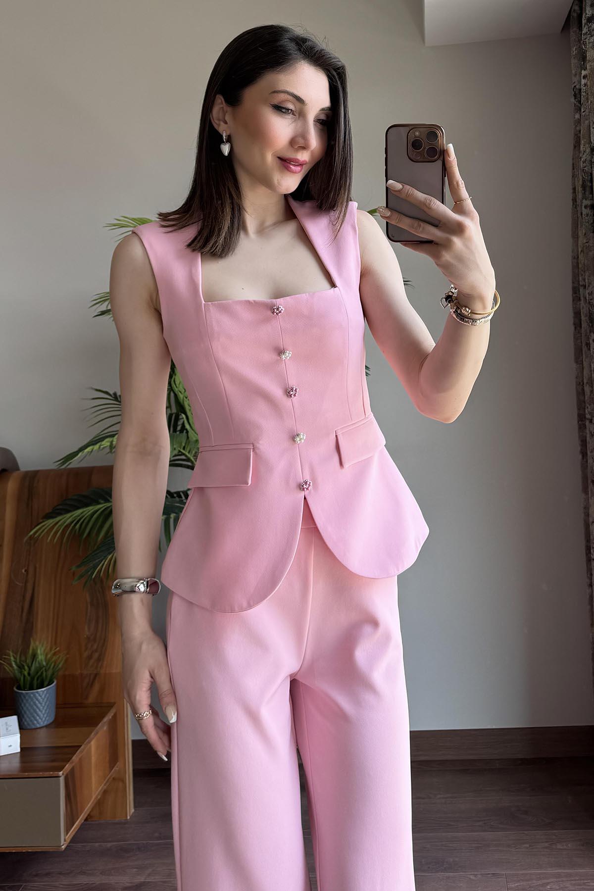 Pembe Dikdörtgen Yakalı İnci Düğmeli Yelek Pantolon Takım