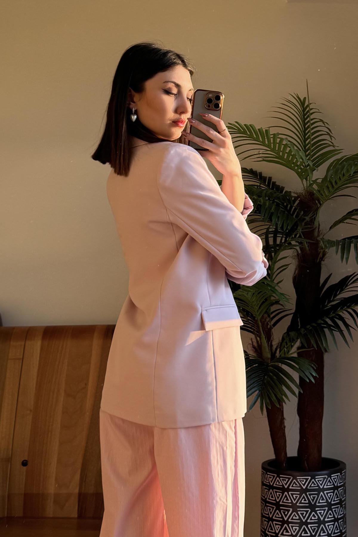 Pembe Kol Katlamalı Blazer Ceket