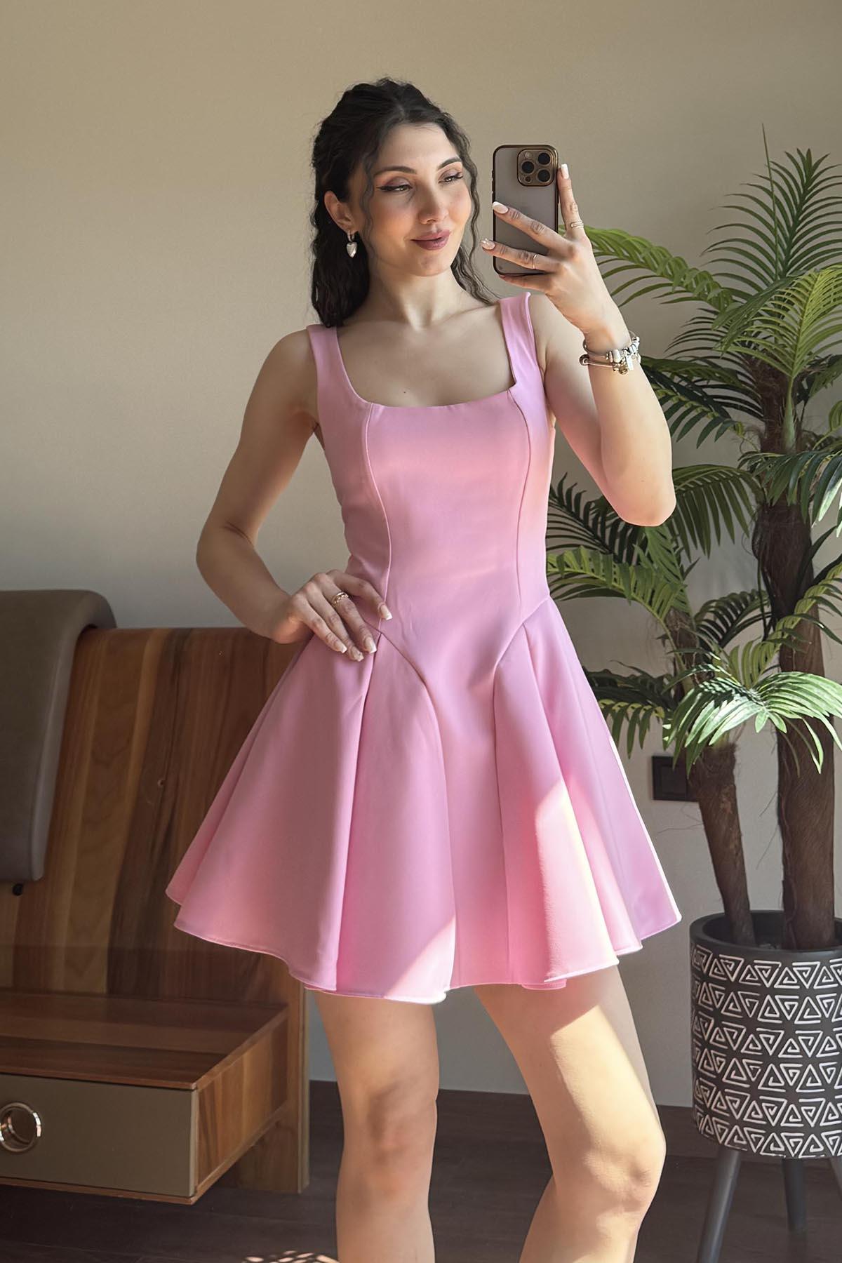 Pembe Korseli Elbise