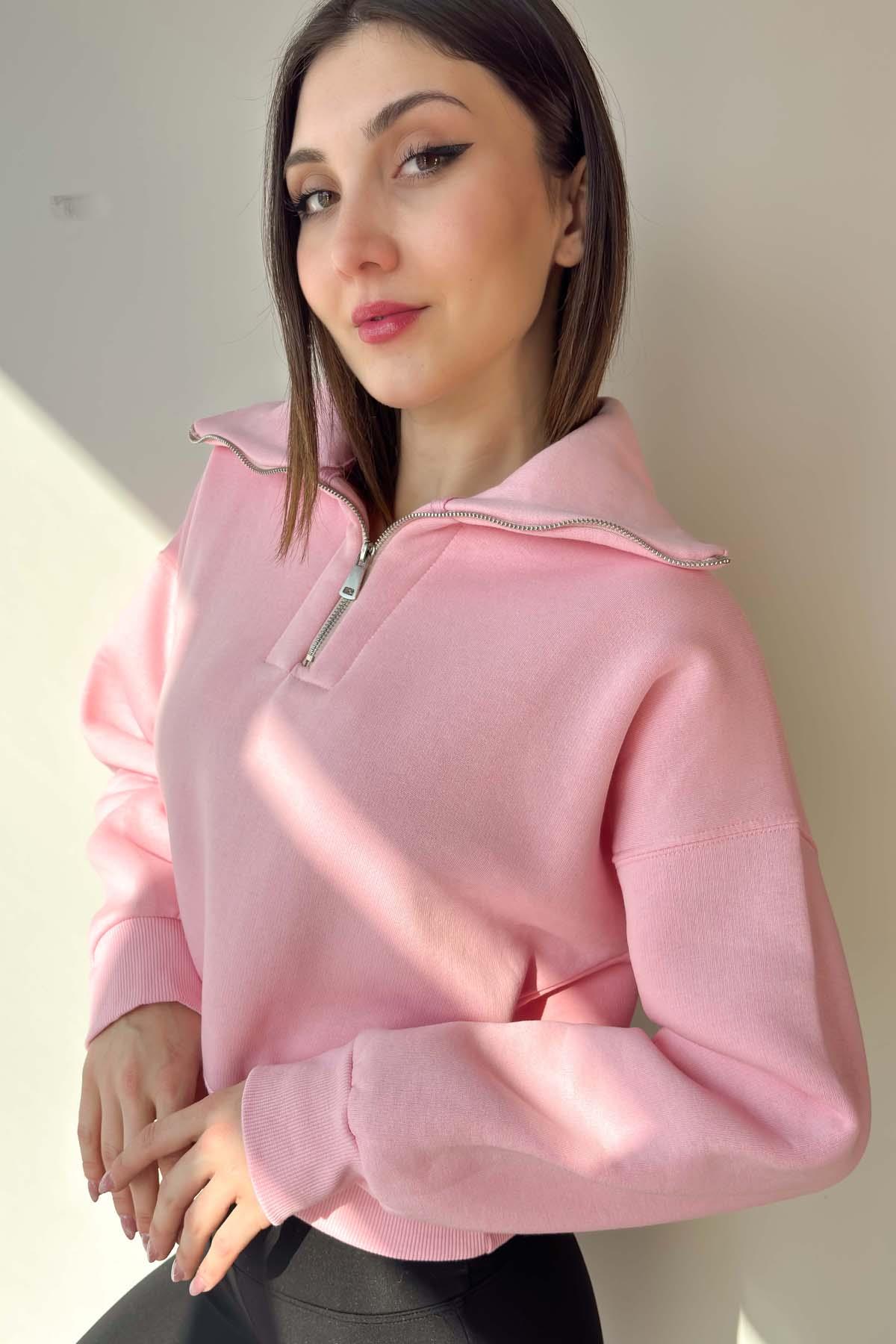 Pembe Yaka Detaylı Crop Sweatshirt