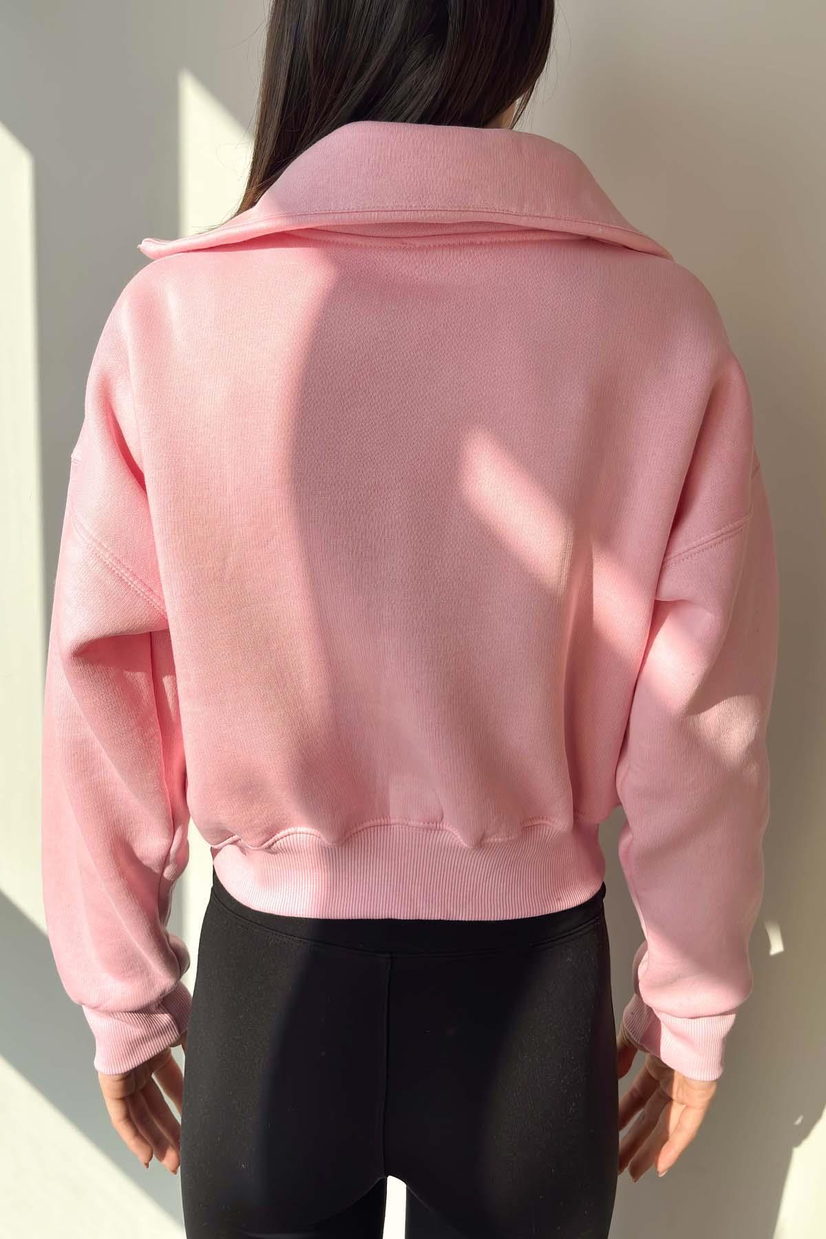 Pembe Yaka Detaylı Crop Sweatshirt