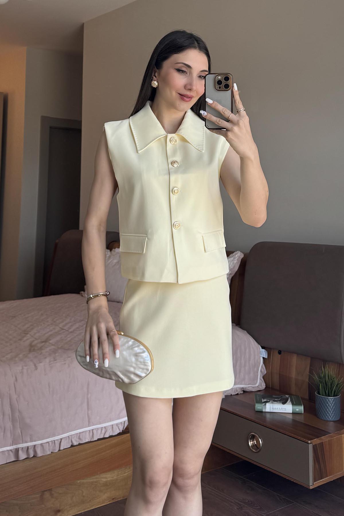 Sarı Gold Düğmeli Yelek