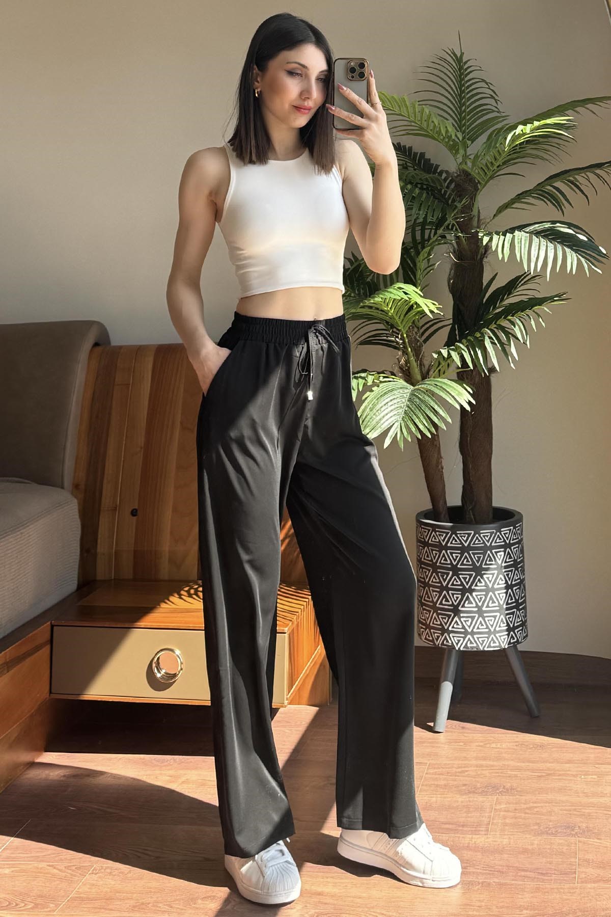 Siyah Beli Lastikli Bol Paça Pantolon
