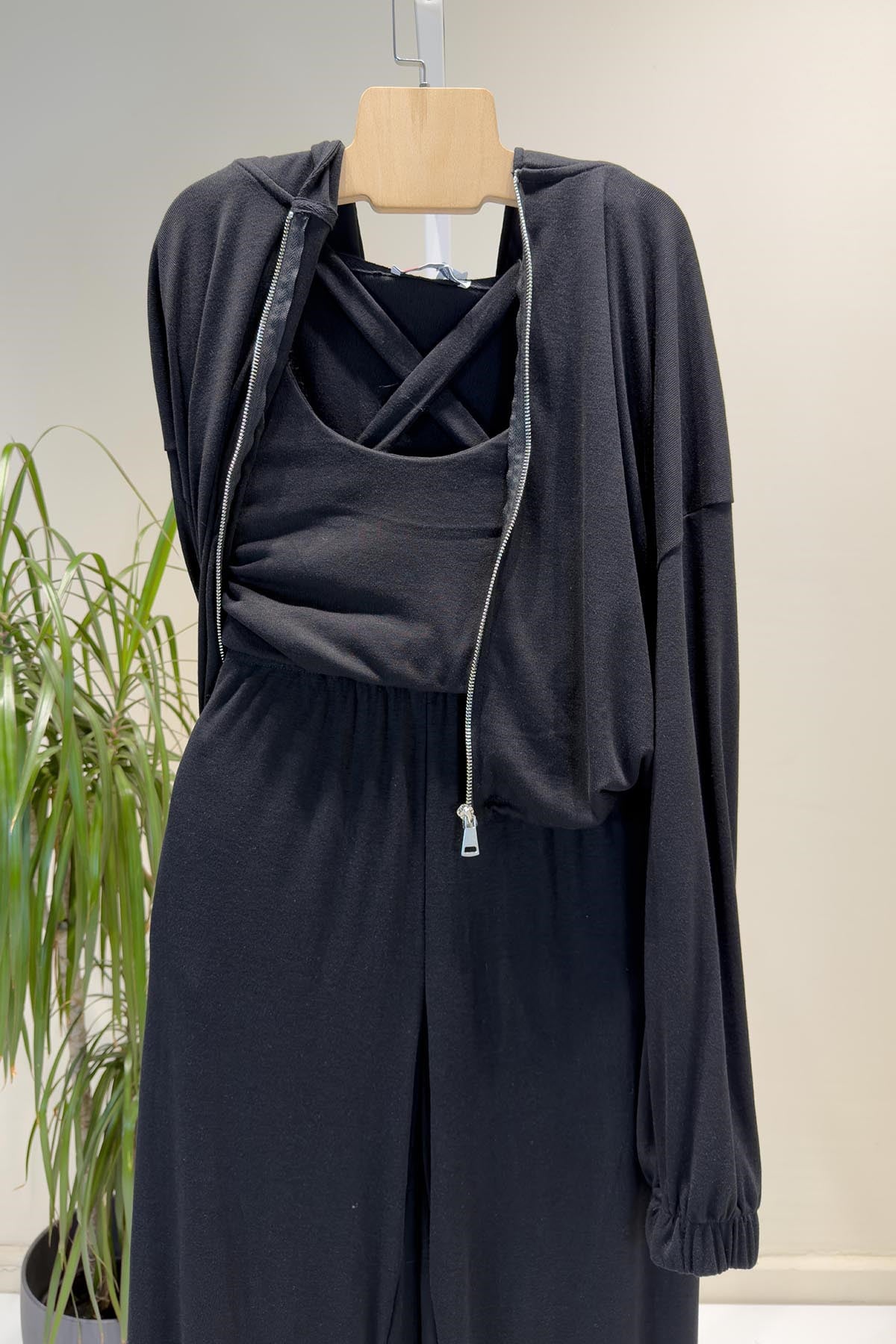 Siyah Bralet Detaylı Takım