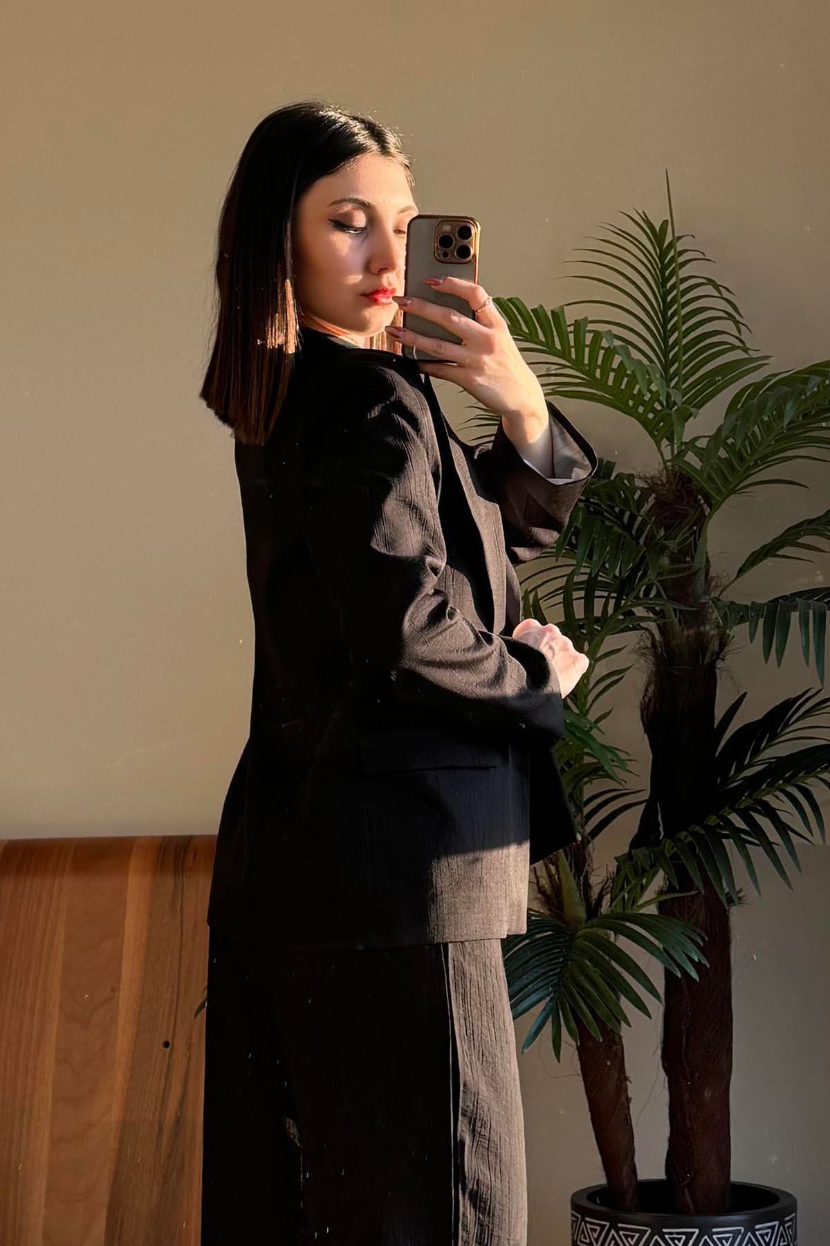 Siyah Çilek Ceket
