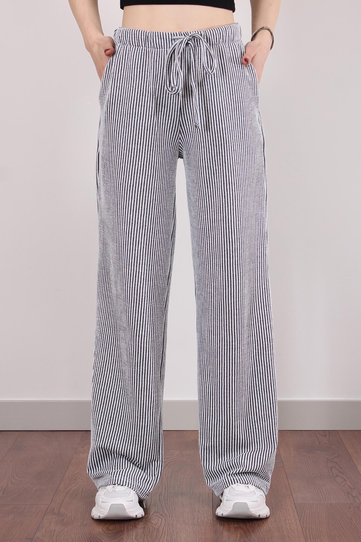 Siyah Elastik Belli Straight Fit Çizgili Pantolon