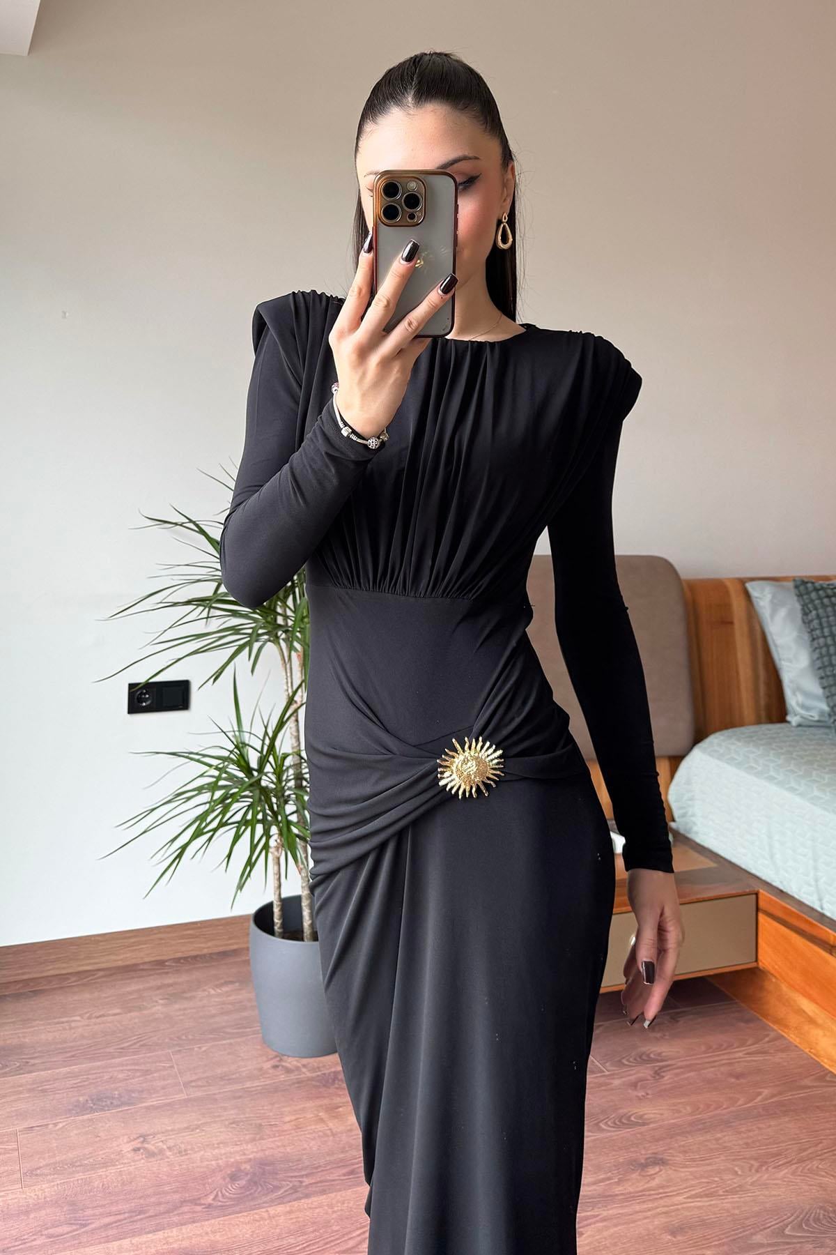 Siyah Güneş Tokalı Drape Detaylı Elbise