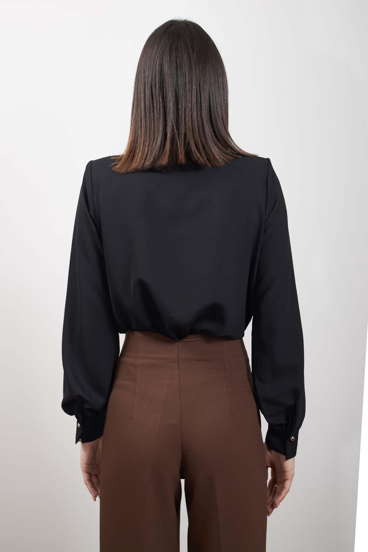 Siyah Kruvaze Yaka Şerit Taşlı Bodysuit
