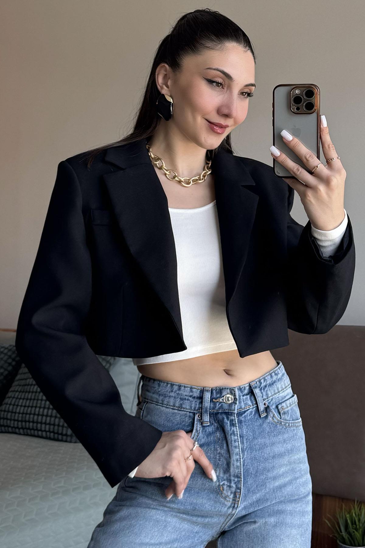Siyah Kumaş Crop Ceket