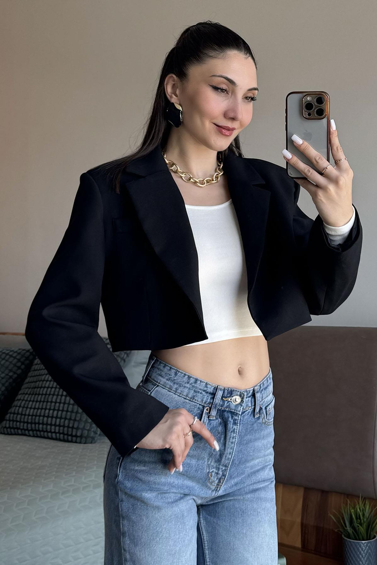 Siyah Kumaş Crop Ceket