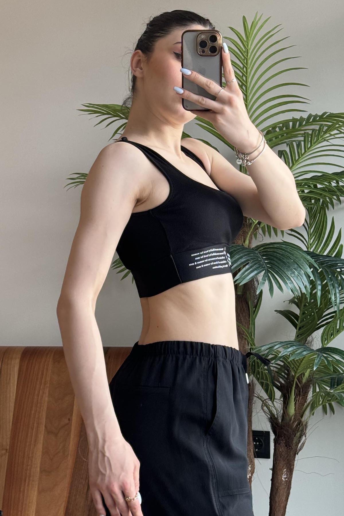 Siyah Lastik Detaylı Crop Top Atlet