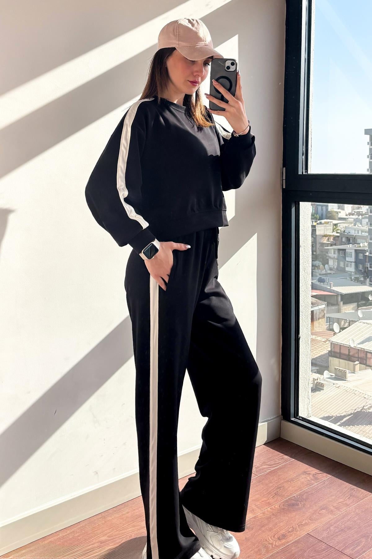 Siyah Şeritli Pantolon Sweatshirt Takım