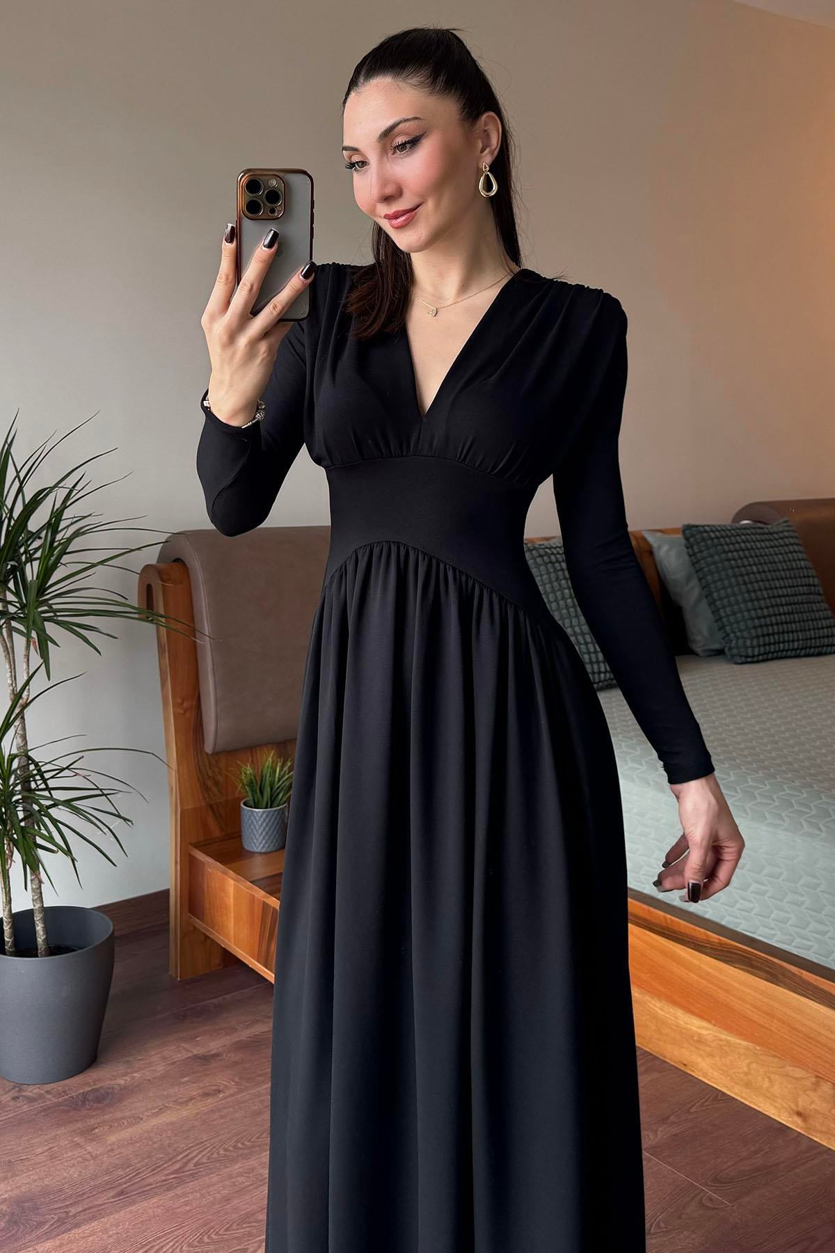 Siyah Uzunkollu Elbise
