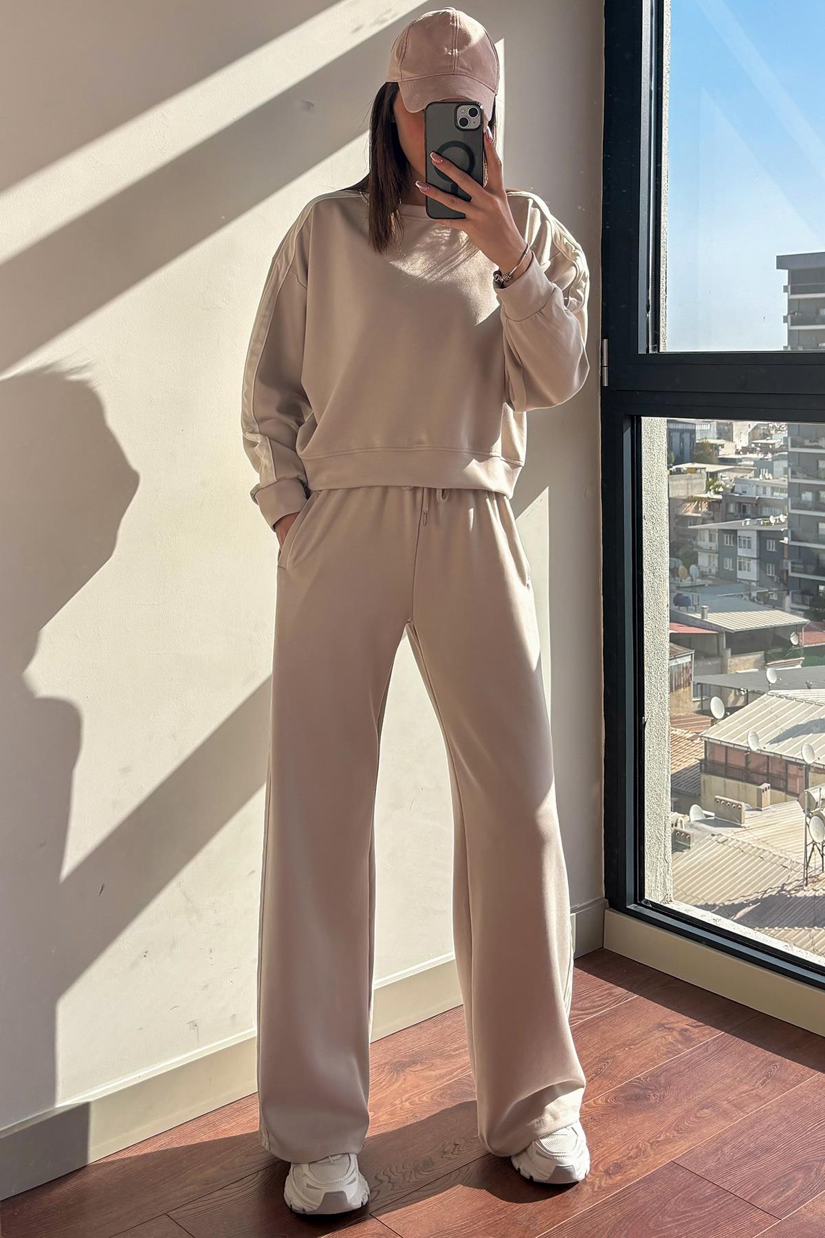 Taş Şeritli Pantolon Sweatshirt Takım