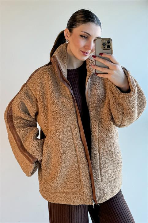 Açık Kahve Deri Detaylı Astarlı Peluş Mont
