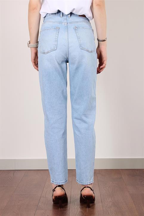 Açık Kar Yıkama Mom Fit Jean