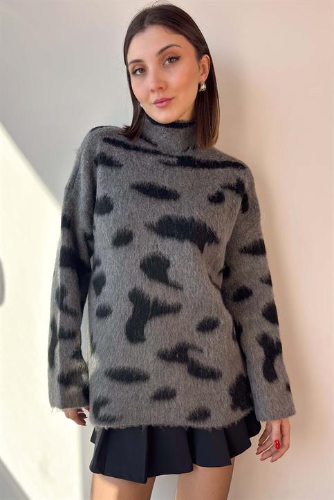 Antrasit Dik Yaka Oversize Leopar Desenli  Kazak