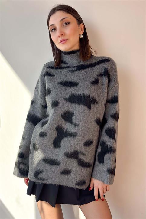Antrasit Dik Yaka Oversize Leopar Desenli  Kazak