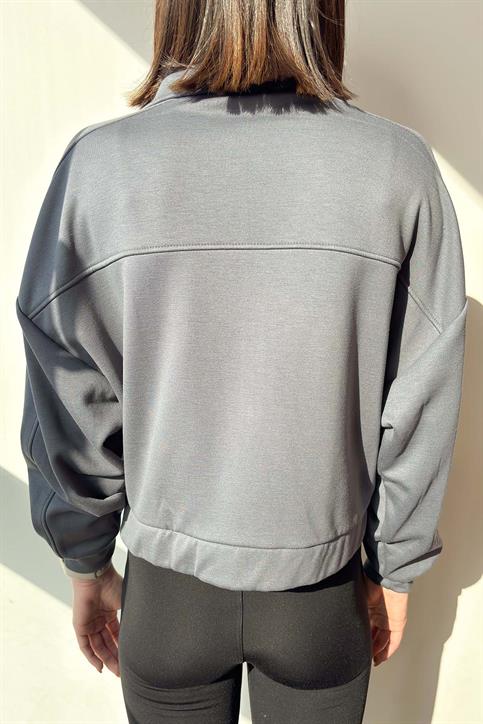 Antrasit Kapak Cepli Çıtçıtlı Sweatshirt