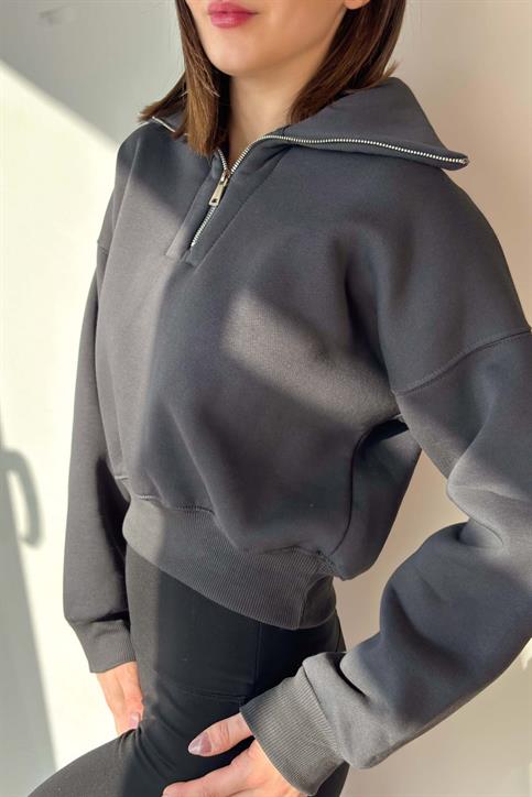 Antrasit Yaka Detaylı Crop Sweatshirt