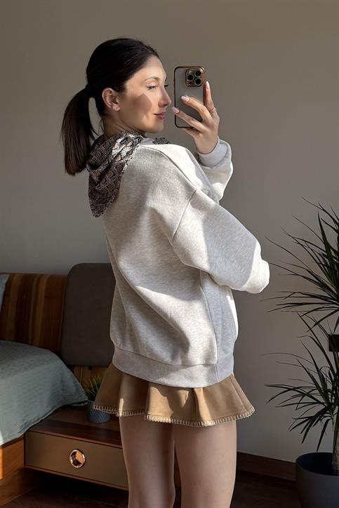 Bej Bambi Nakışlı Flarlı Sweatsihrt