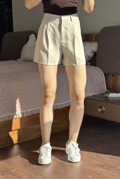 Bej Şehir Boy Kumaş Şort