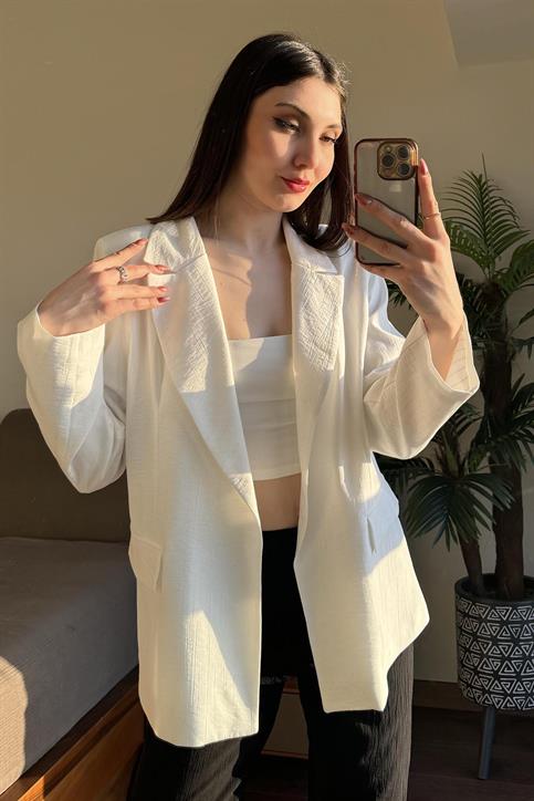 Beyaz Çilek Ceket
