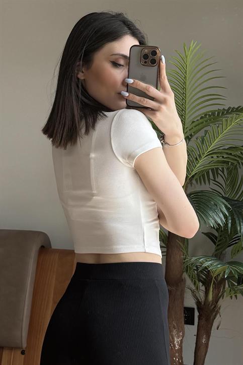Beyaz Gipe Detaylı OYSH Kumaş T Shirt