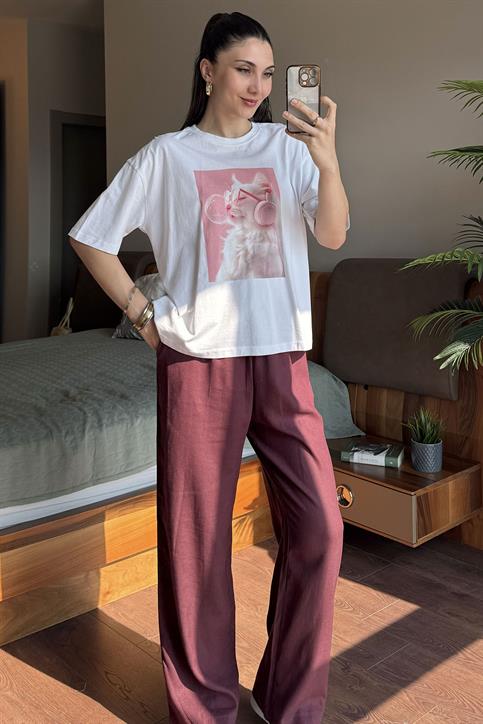 Beyaz Kedi Baskılı T-Shirt