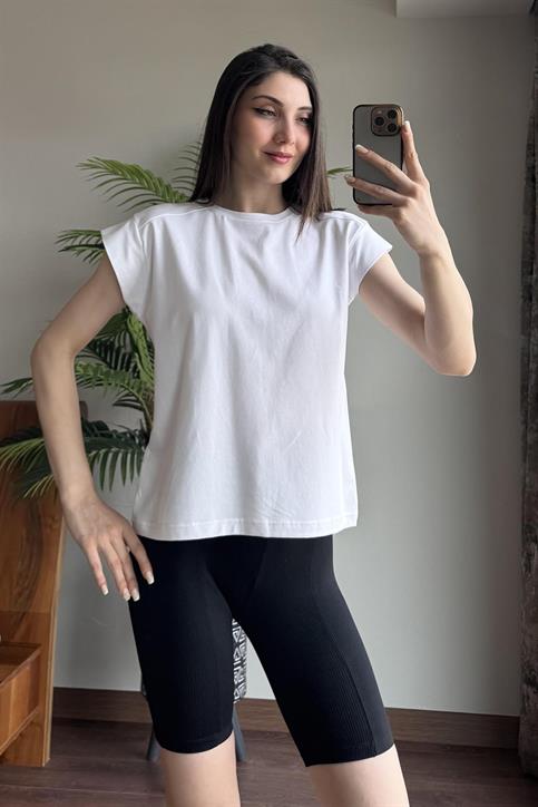 Beyaz Kol Detaylı T Shirt