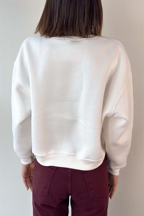 Beyaz Teddy Nakışlı Crop Sweatshirt