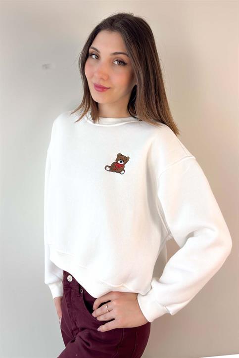 Beyaz Teddy Nakışlı Crop Sweatshirt