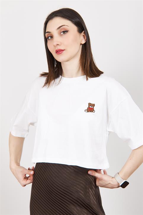 Beyaz Teddy Nakışlı Crop T Shirt