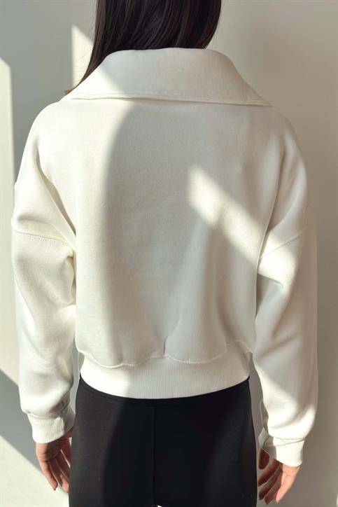 Beyaz Yaka Detaylı Crop Sweatshirt