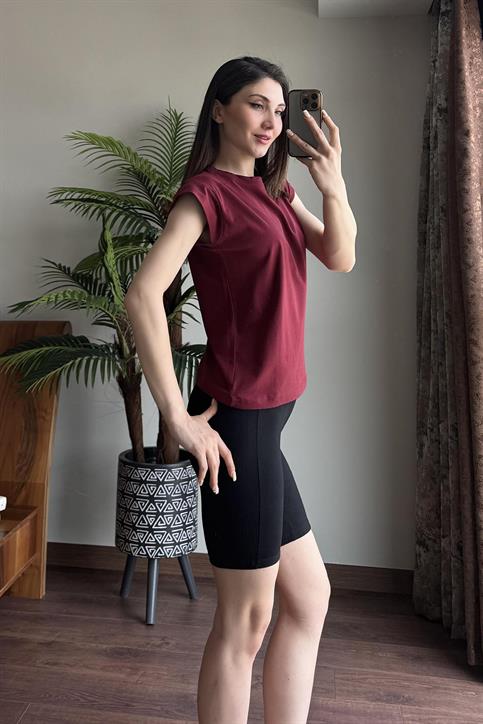 Bordo Kol Detaylı T Shirt