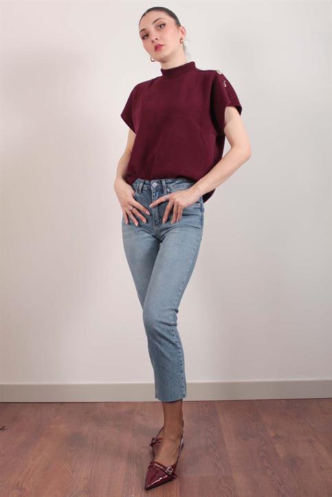Bordo Omuzu Düğmeli Selanik Kumaş Bluz