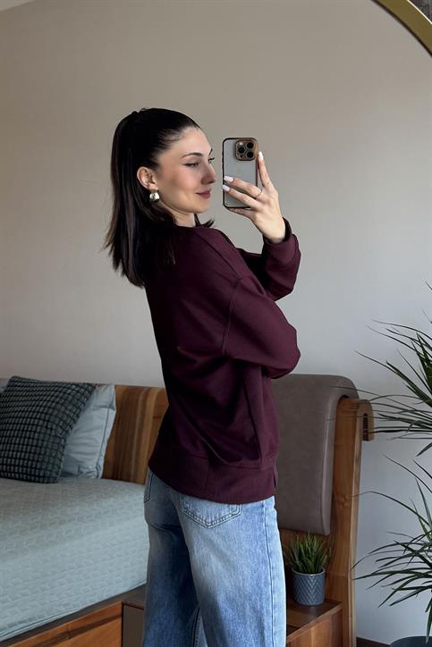 Bordo Yakası ve Kolları Ribanalı Basic Sweatshirt