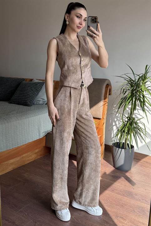 Camel Kemerli Kadife Pantolon