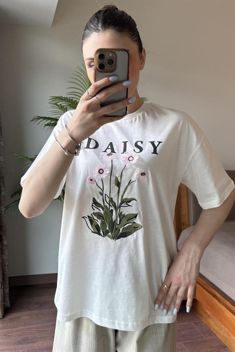 Ekru Çiçek Nakışlı T Shirt