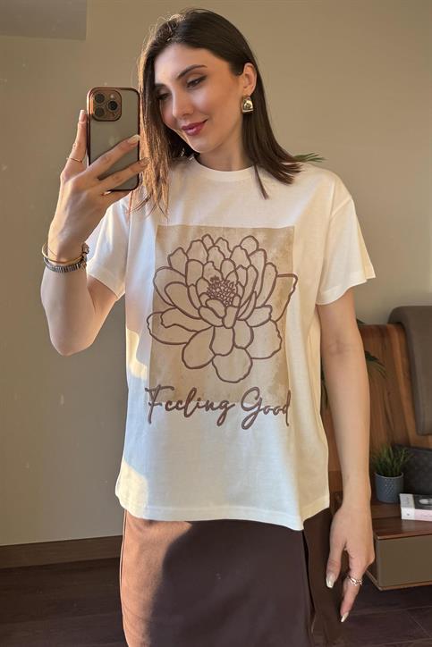 Ekru Çiçek Nakşlı T Shirt