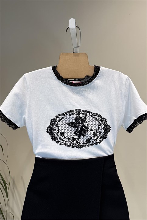 Ekru Dantel Yakalı Crop T Shirt