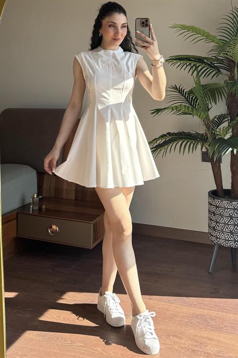 Ekru Dikiş Detaylı Elbise