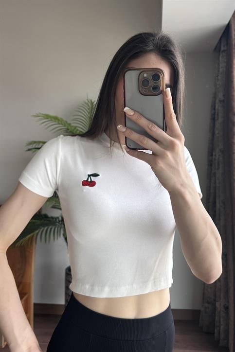 Ekru Kiraz Nakışlı Soft Touch Modal Kısakollu T Shirt