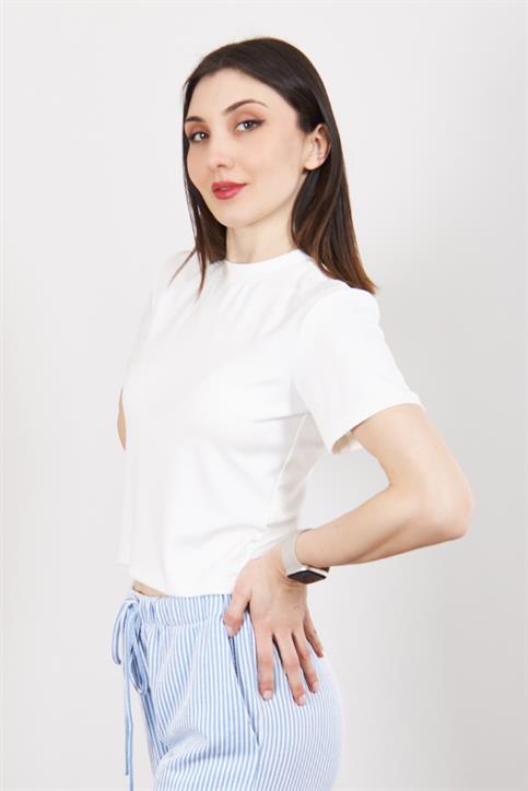 Ekru Kısakollu Crop T Shirt
