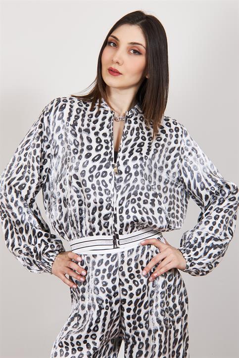 Ekru Leopar Desenli Astarlı ve Cepli Saten Bomber Ceket