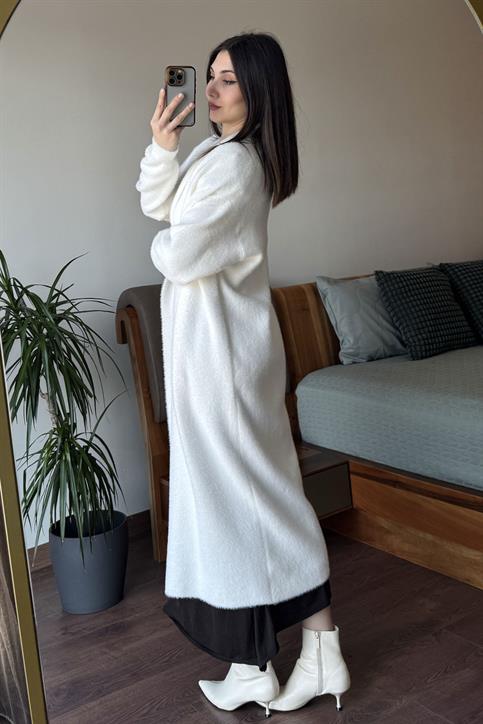 Ekru Maxi Boy Yumoş Hırka