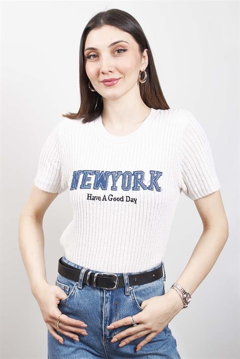 Ekru New York Nakışlı Vatkalı Triko