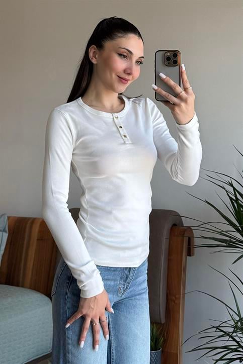 Ekru Önü Düğmeli Kaşkorse Bluz