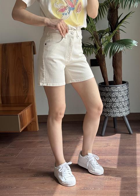 Ekru Şehir Boy Denim Şort
